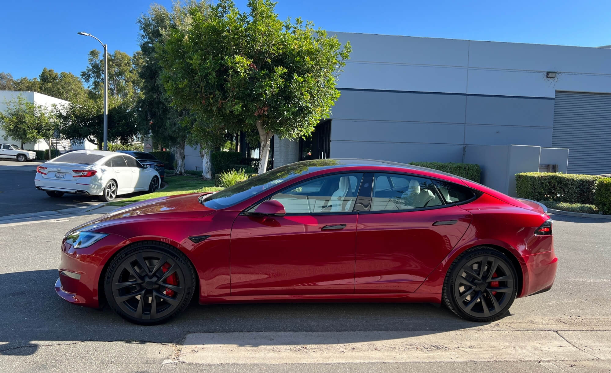2025 Tesla Model S Plaid